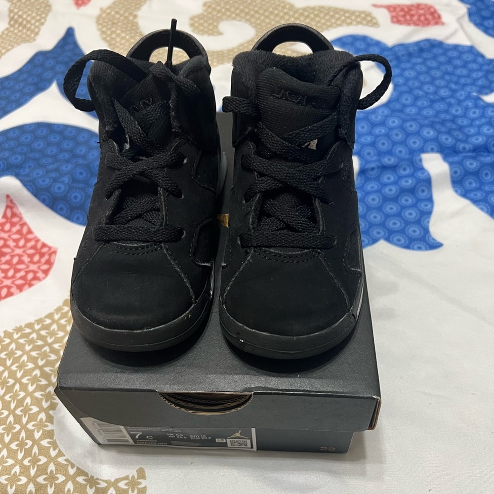 Jordan Retro 6s size 7C